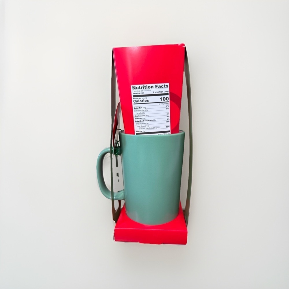 2025 Starbucks Winter Hot Cocoa Mug Gift Set 16oz. Green Mug New with Tag - Picture 2 of 6